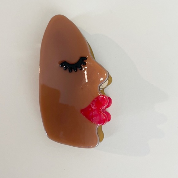 Face Acrylic Hair Claw clip - Picture 3 of 5